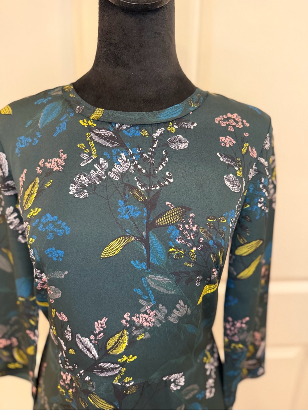 Banana Republic Teal Floral Ruffle-Hem Mini Dress Size 2 - Picture 4 of 13